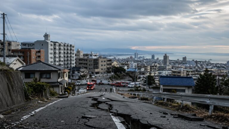 【AIリサーチ版】日本全国「震度7級・巨大地震リスク」ランキング50――南海トラフ、首都直下、北海道・千島海溝、内陸活断層まで総合整理